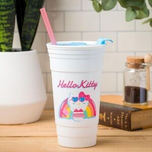 🆕 Hello Kitty Rainbow on Float Plastic Tumbler with Lid and Straw 32 Oz